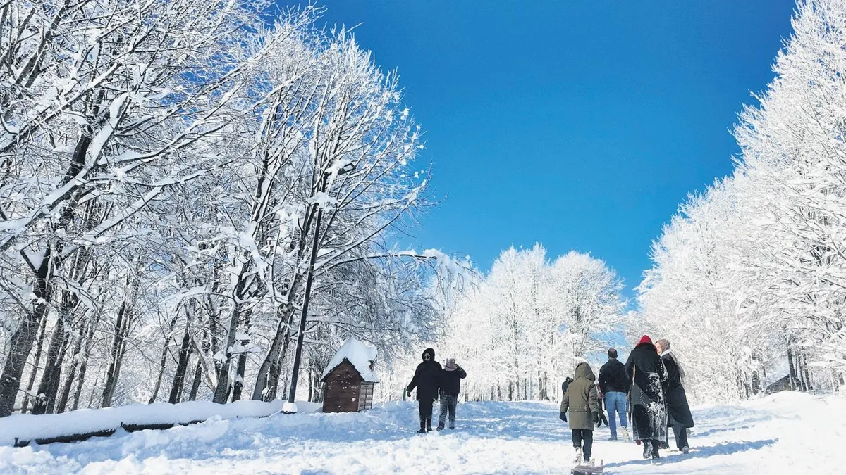 70 il dondu 36 ilde okullar tatil