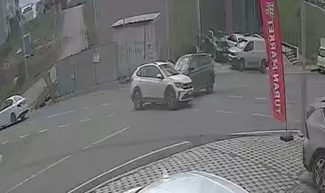 Çarpışan araçlardan biri takla attı, 7 kişi yaralandı: Kaza anı kamerada #kocaeli