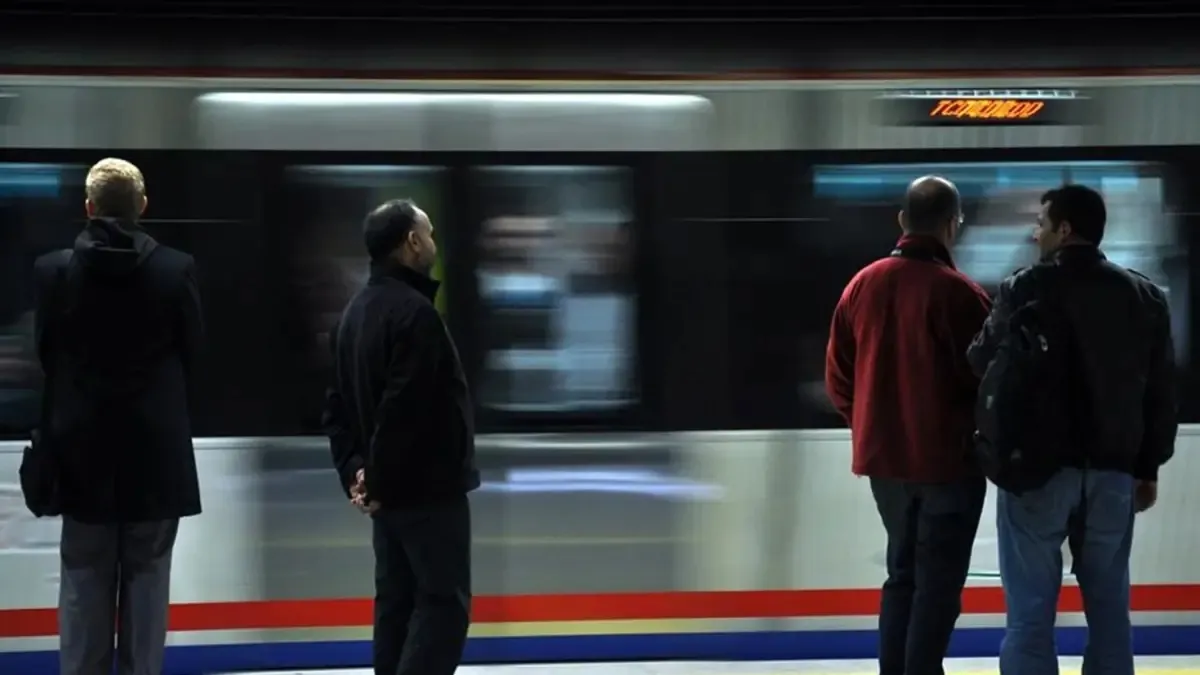 Resmi Gazete’de yayımlandı! Ramazan Bayramı’nda toplu ulaşım ücretsiz Resmi Gazete’de yayımlandı! Ramazan Bayramı’nda toplu ulaşım ücretsiz