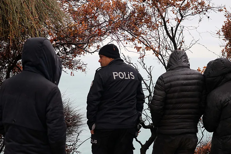 Antalya’da endişeli bekleyiş: Falezlerden düşen aracın sürücüsünden 4 gündür haber yok!