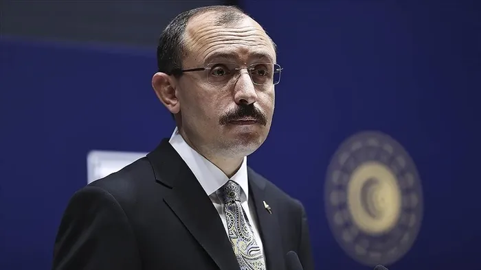 son-dakika-turkiyede-ihracat-rekor-kirdi-dis-ticaret-acigi-sert-dustu-1633095095726.jpg