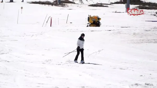 Nisan ayında Erciyes’te kayak keyfi yaşanıyor! | Video