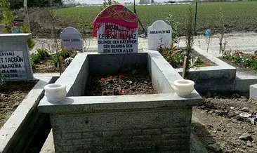 Son dakika: Adana’da genç bir kadın, öldürülen sevgilisine iki katlı mezar yaptırdı