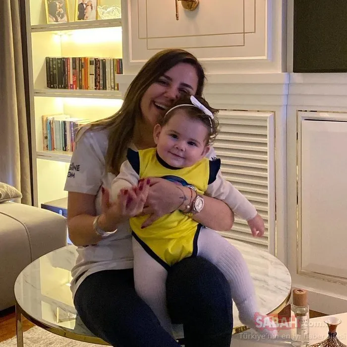 Fenerbahçe- Beşiktaş derbisi öncesi Merve Özbey sevimli kızı ile poz verdi! İşte Merve Özbey’den Elif Özüm paylaşımı!