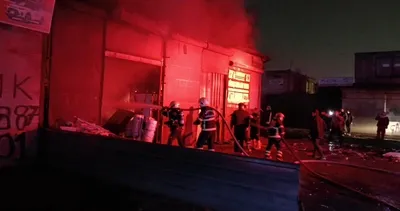 Haliliye'de hurdacı dükkanında yangın #sanliurfa