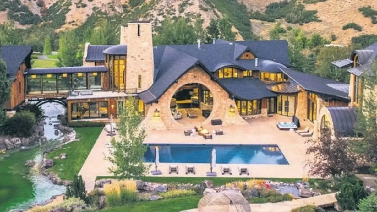 Hobbit evi 43 milyon dolara satışta