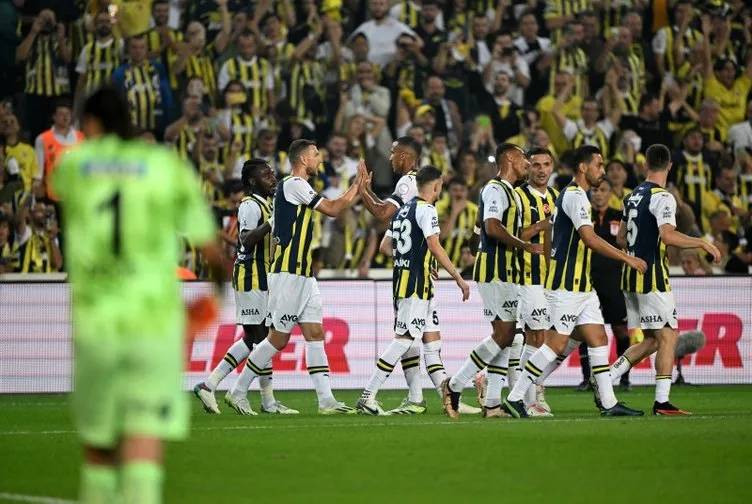 Son dakika Fenerbahçe haberi: İptal edilen penaltıda karar doğru mu? Ahmet Çakar açıkladı!