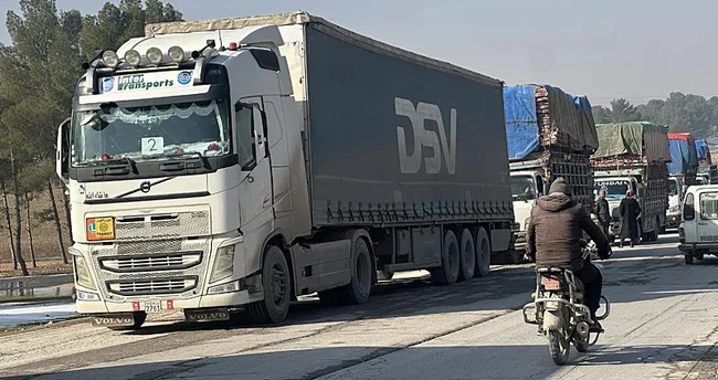 Suriye ordusu iki insani koridor açtı: Aynularab’a yardım malzemesi gönderildi