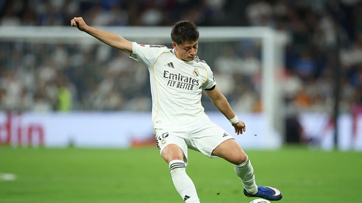 Arda Güler, Real Madrid’de ayın oyuncusu oldu! Arda Güler, Real Madrid’de ayın oyuncusu oldu!