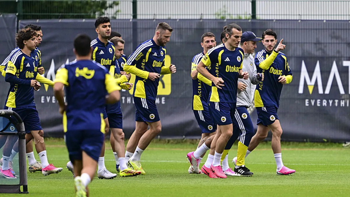 Fenerbahçe, ilk hazırlık maçını Admira Wacker ile yapacak