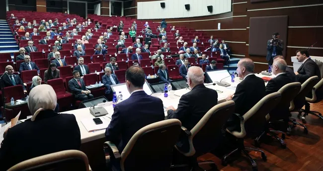 AK Parti MKYK toplantısı sona erdi