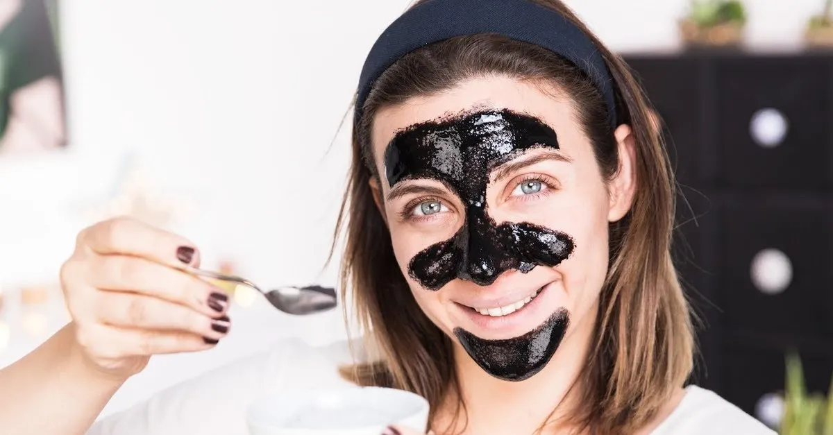 Burundaki Siyah Noktalari Temizleyecek Peeling Ve Maske Tarifleri Burundaki Siyah Noktalar Nasil Gecer Saglik Haberleri