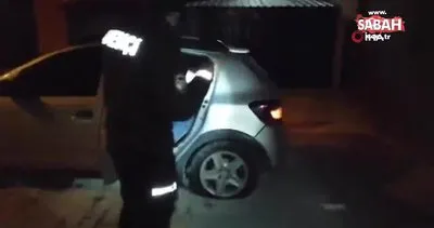 ‘Dur’ ihtarına uymayan otomobilin bagajında bile düzensiz göçmen çıktı | Video