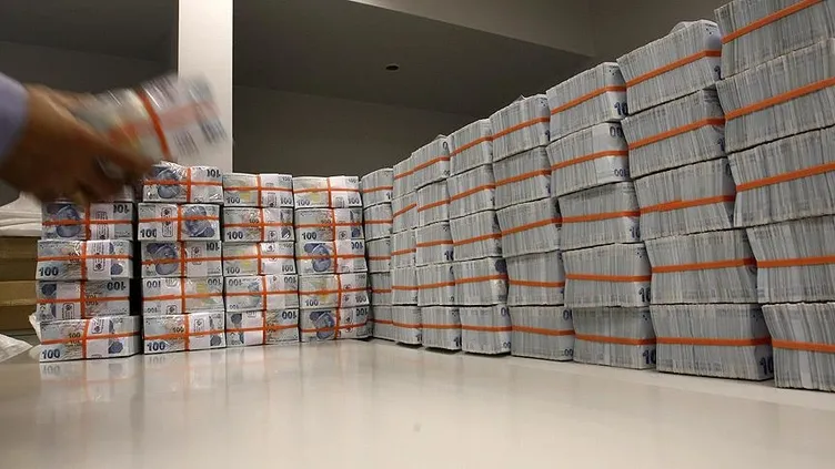 SON DAKİKA | Milyonların gözü enflasyon verilerinde! Emekli zammında 4 farklı senaryo masada: En düşük maaş için rakam belli oldu