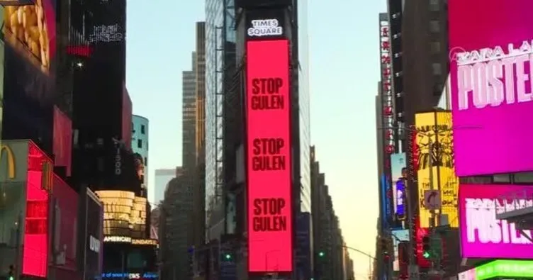 New York Times Meydanı'nda Gülen'i durdurun ilanı