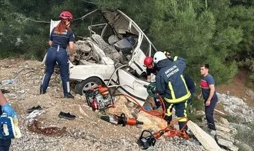 Antalya’da otomobil cehennem deresine uçtu: 1 ölü 3 ağır yaralı