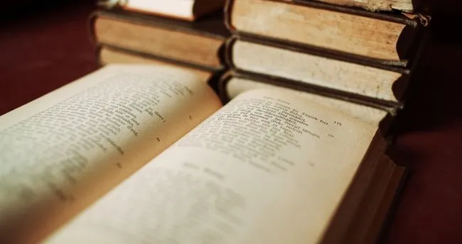 Halide Nusret Zorlutuna Kimdir? Halide Nusret Zorlutuna Şiirleri, En Önemli Eserleri, Hayatı ve Edebi Kişiliği