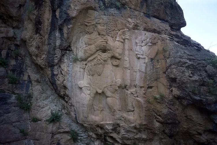 İvriz Kaya Anıtı ziyaretçileri cezbediyor