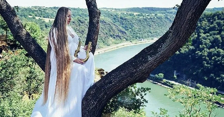 Gerçek Rapunzel Almanya’da bulundu: 16 yaşından beri saçını uzatıyor