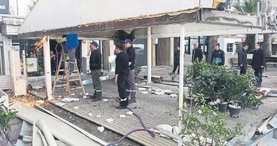 Kordon’da tenteler sökülerek toplandı