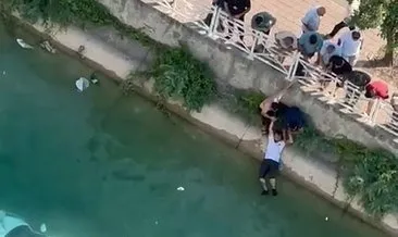 Sulama kanalında can pazarı: Araç kanala düştü! Sürücü son anda kurtarıldı #adana