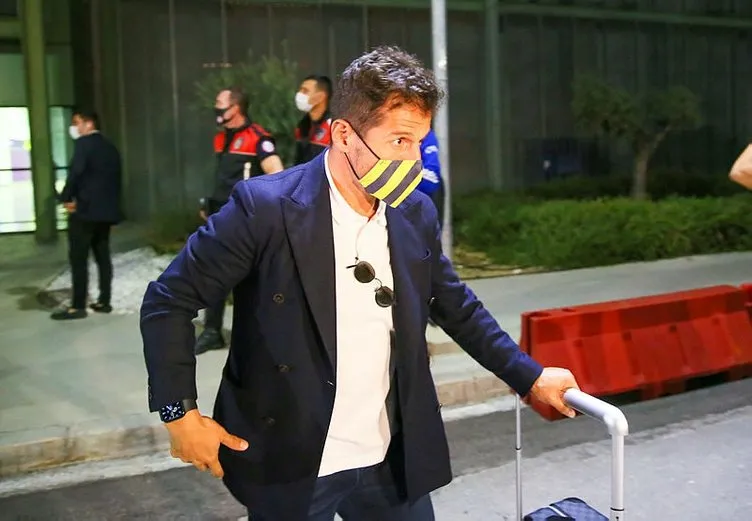 Fenerbahçe’den ayrılan yıldıza Galatasaray kanca attı!