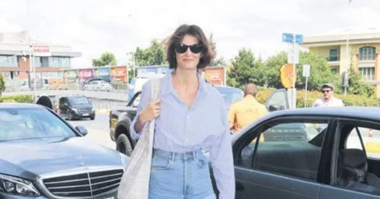 Önce dost sohbeti sonra yaz alışverışi