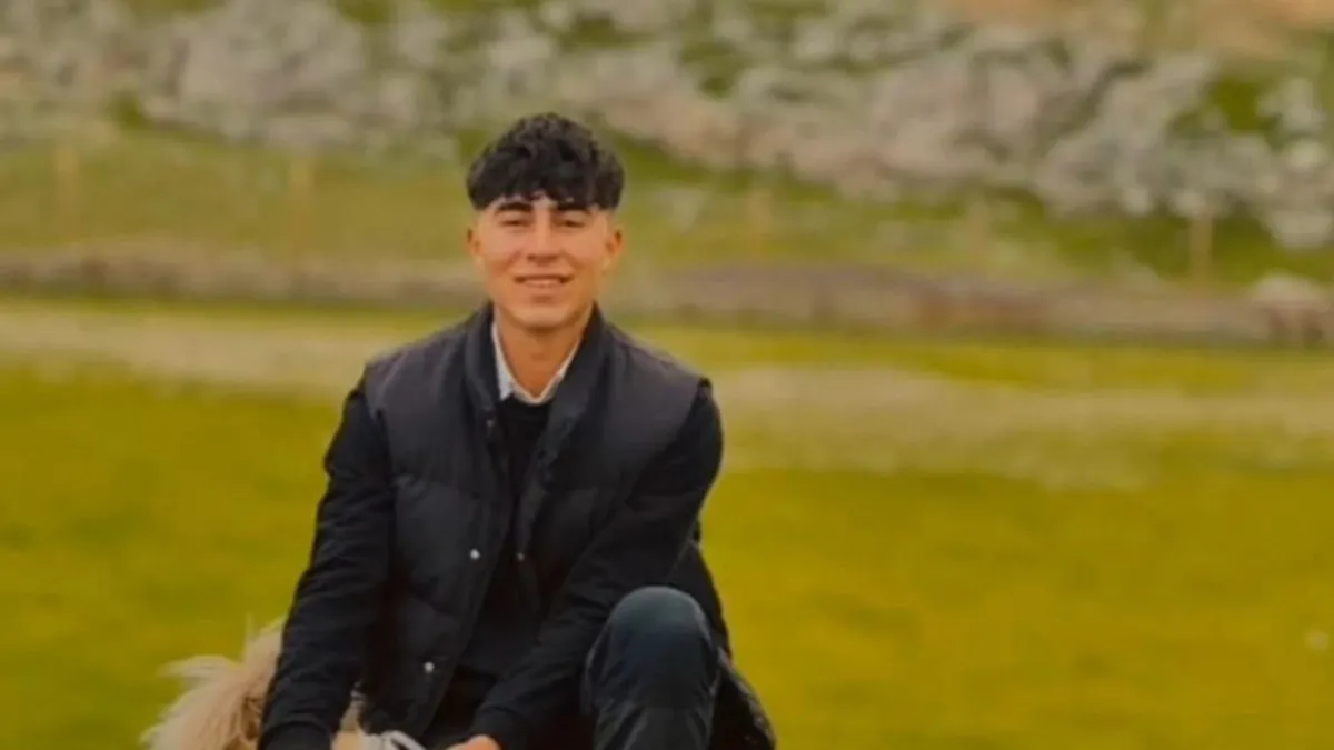 Şırnak’ta esrarengiz ölüm: 19 yaşındaki çoban bıçaklanmış halde bulundu! Şırnak’ta esrarengiz ölüm: 19 yaşındaki çoban bıçaklanmış halde bulundu!