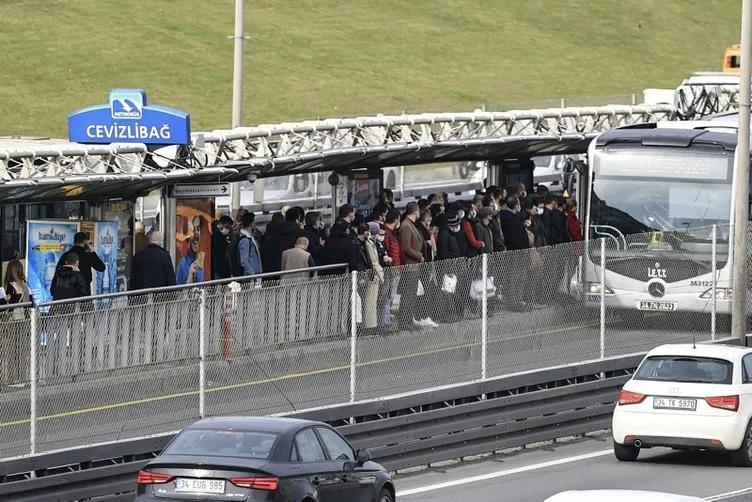 İstanbul’da metrobüs isyanı: Üst üste biniyoruz!