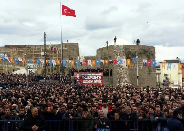 Teğmen Muhammed Kır’ı Erzurum’da son yolculuğuna onbinler uğurladı