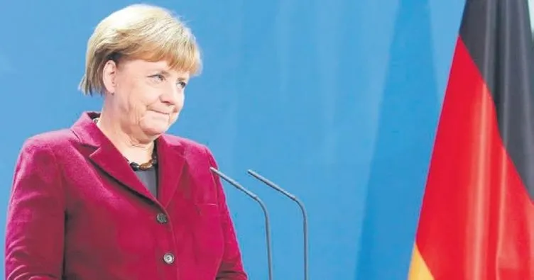 Merkel’e Hitler benzetmesi