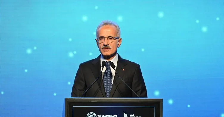 5G’den sibere, postadan fibere! Bakan Uraloğlu anlattı: Geleceğin inşasında güçlü bir ortak olarak yer alıyoruz