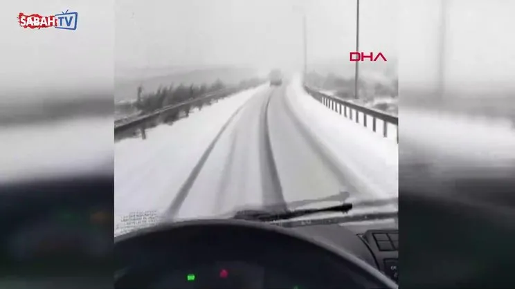 İstanbul'da beklenen kar yağışı başladı! Başakşehir beyaza büründü | Video