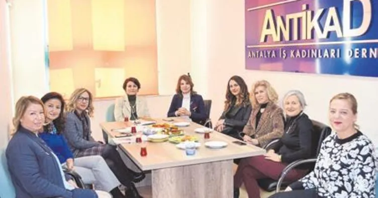 İş kadınlarına destek ziyareti