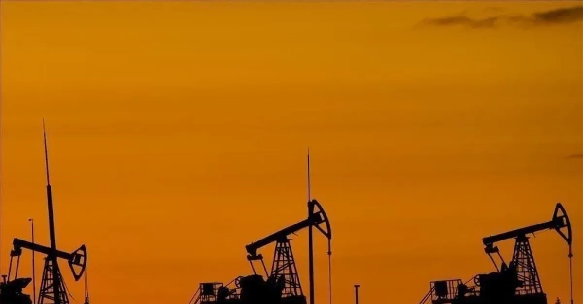 Brent petrol 67,64 dolar