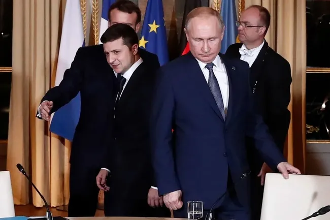 ukrayna-zelenskiy-turkiyede-putin-ile-gorusmeye-hazir-1776617213570.jpg Ukrayna: Zelenskiy, Türkiye’de Putin ile görüşmeye hazır