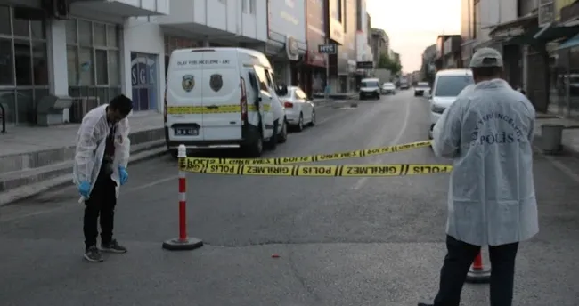 Kayseri’de silahlı saldırıda yaralanmıştı: Polis memuru şehit oldu Kayseri’de silahlı saldırıda yaralanmıştı: Polis memuru şehit oldu