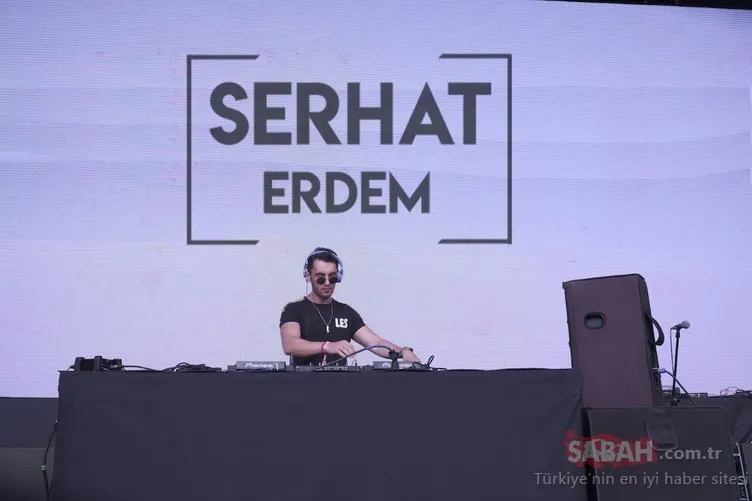 Defilelerin favori DJ’i Serhat Erdem
