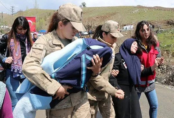 Bitlis şehidi son yolculuğuna uğurlandı!