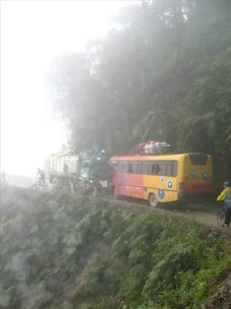 Ölümcül yol