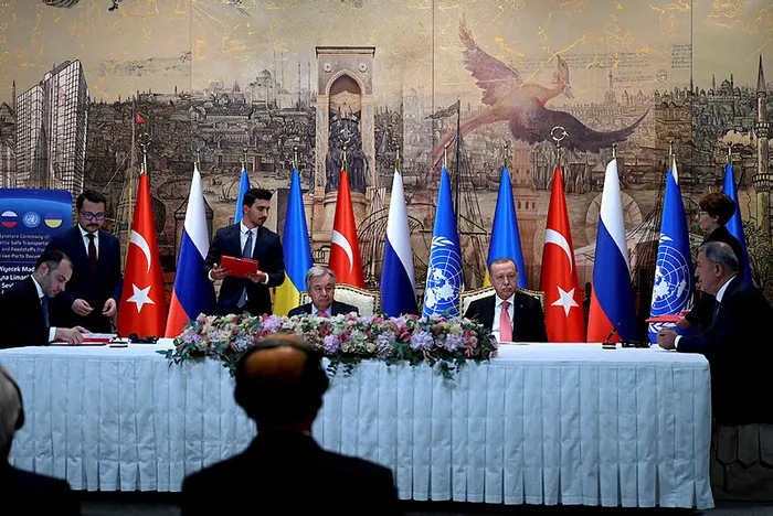 son-dakika-haberi-tahil-koridoru-icin-imzalar-atildi-baskan-erdogan-duyurdu-denetim-istanbulda-olacak-1658502590967.jpg