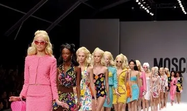 Barbie şimdi de moda haftasında