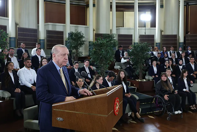 son-dakika-i-baskan-erdogandan-sosyal-medya-uyarisi-gencligimizin-en-buyuk-sorunu-1779220232087.jpg SON DAKİKA I Başkan Erdoğan'dan sosyal medya uyarısı: