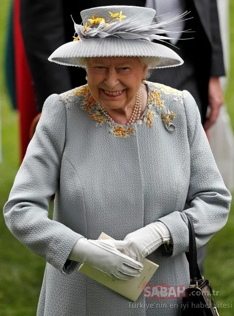 Kraliçe Elizabeht’in sarayını fareler bastı