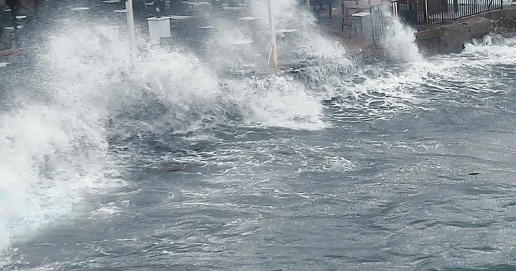Ege’de fırtına Doğu’da 3 metre kar