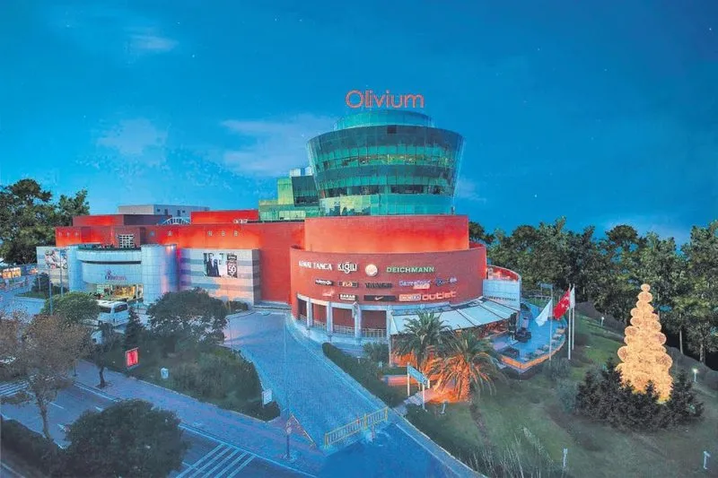 Istanbul Un Ilk Outlet Avm Si 16 Yasinda Son Dakika Haberler