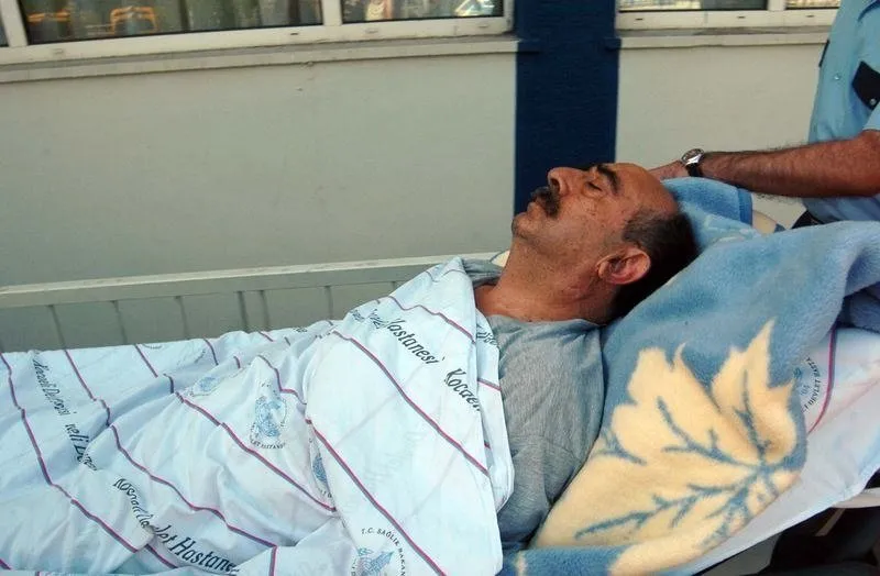 Veli Küçük hastaneye kaldırıldı Son Dakika Haberler