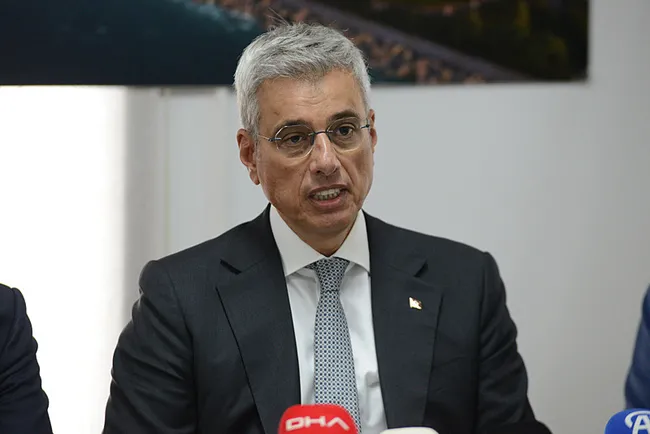 bakan-memisoglu-dunyanin-en-iyi-saglik-hizmetini-sunuyoruz-1785007080163.jpeg