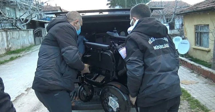 Sındırgı’da engelli vatandaşlara akülü araçları teslim edildi