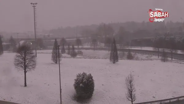 İstanbullular güne karla uyandı | Video